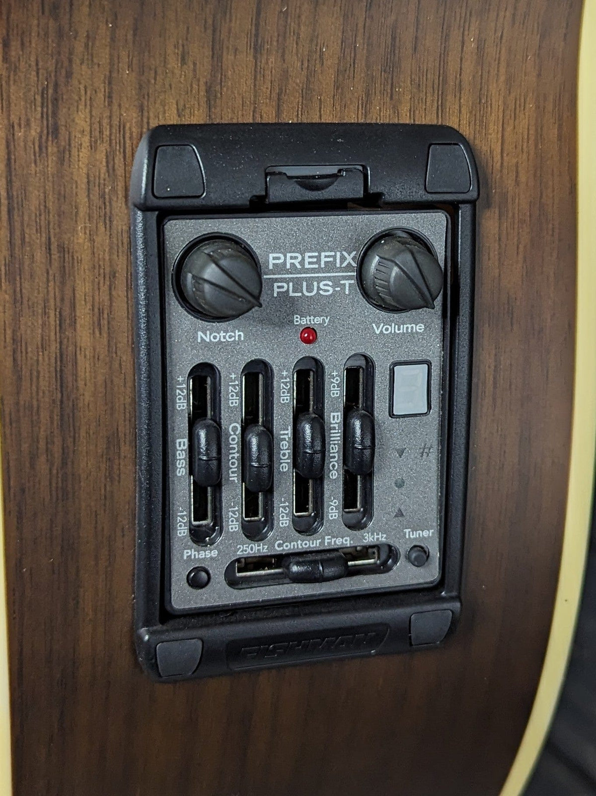 Warwick RockBass Left Handed close up of pre-amp controls