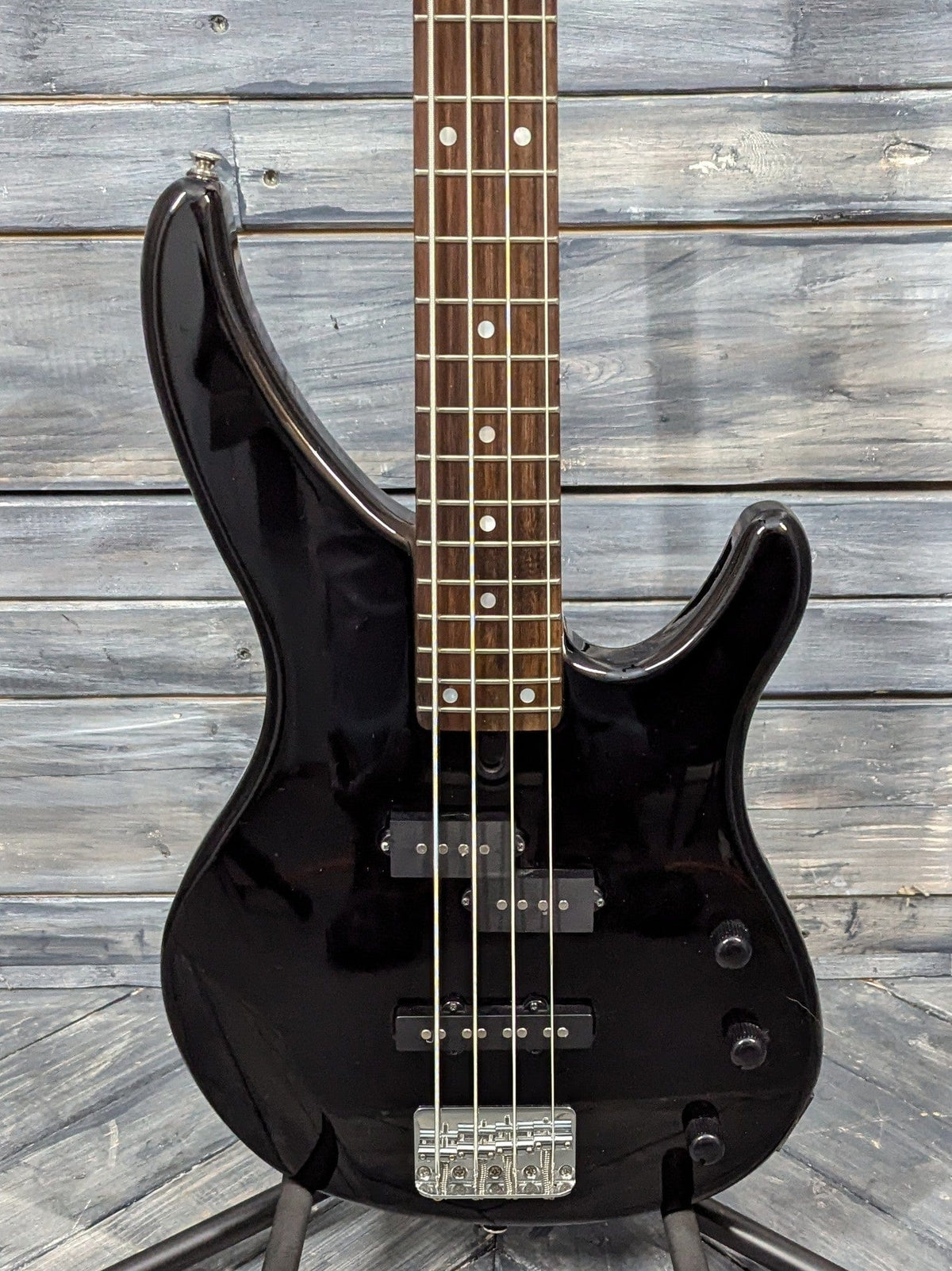 Used Yamaha TRBX174 close up of the body