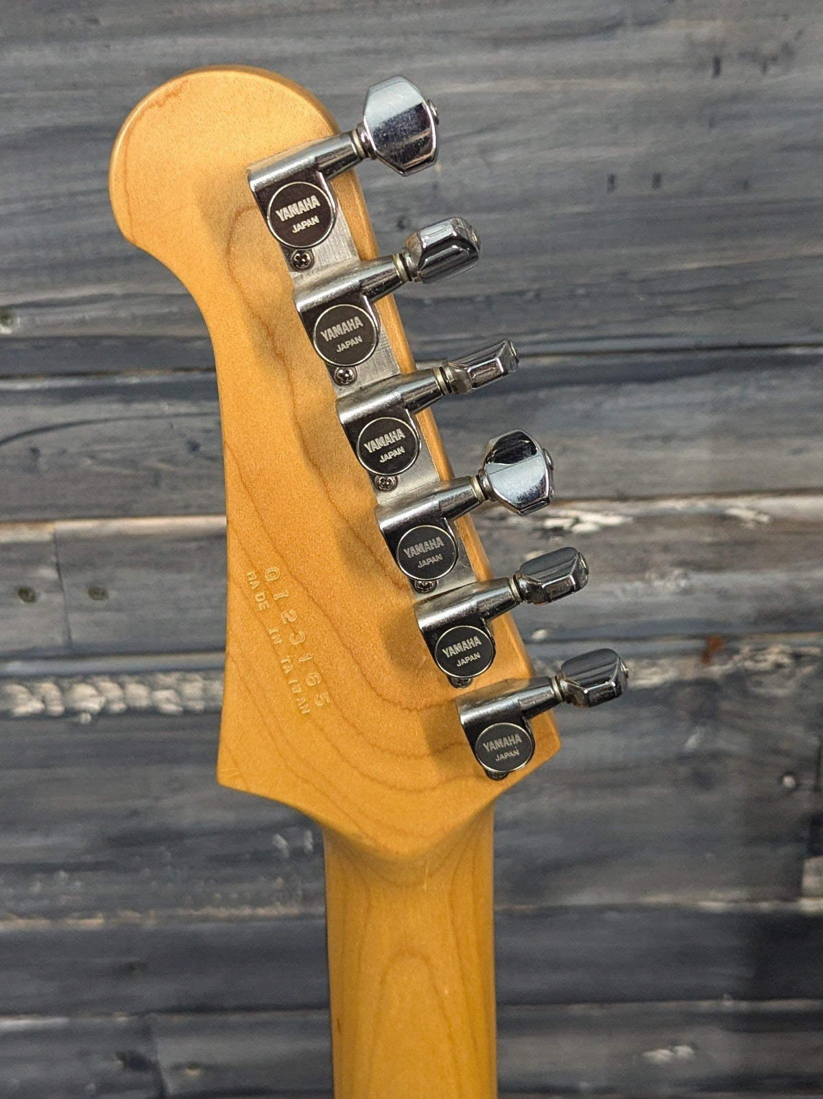 Used Yamaha Pacifica 912 back of the headstock