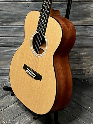 Martin Left Handed Junior Series 000JR-10 body view of bass side