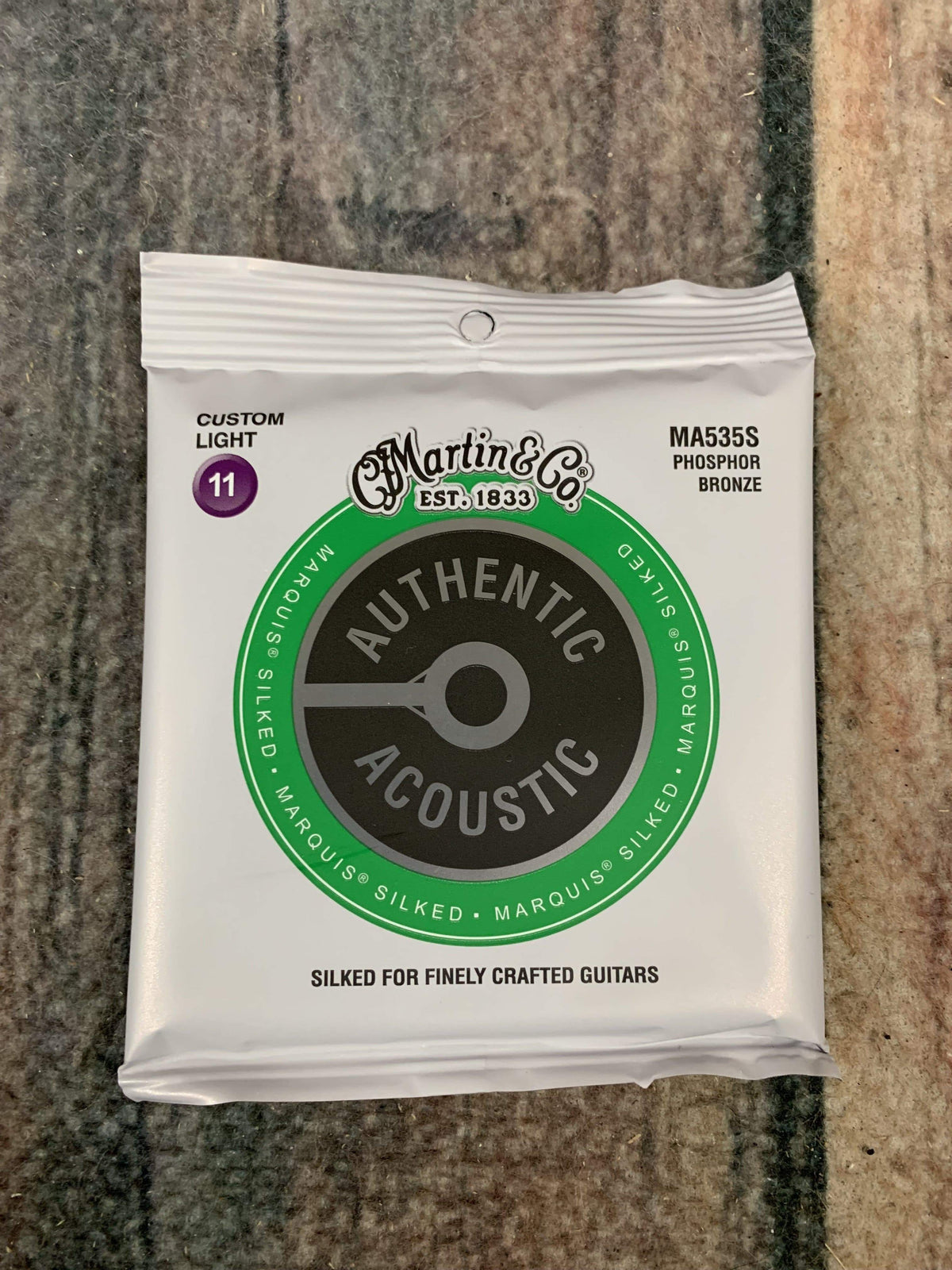 Martin MA535S Authentic Acoustic Marquis® Silked Phosphor Bronze Acoustic Guitar Strings front of packaging