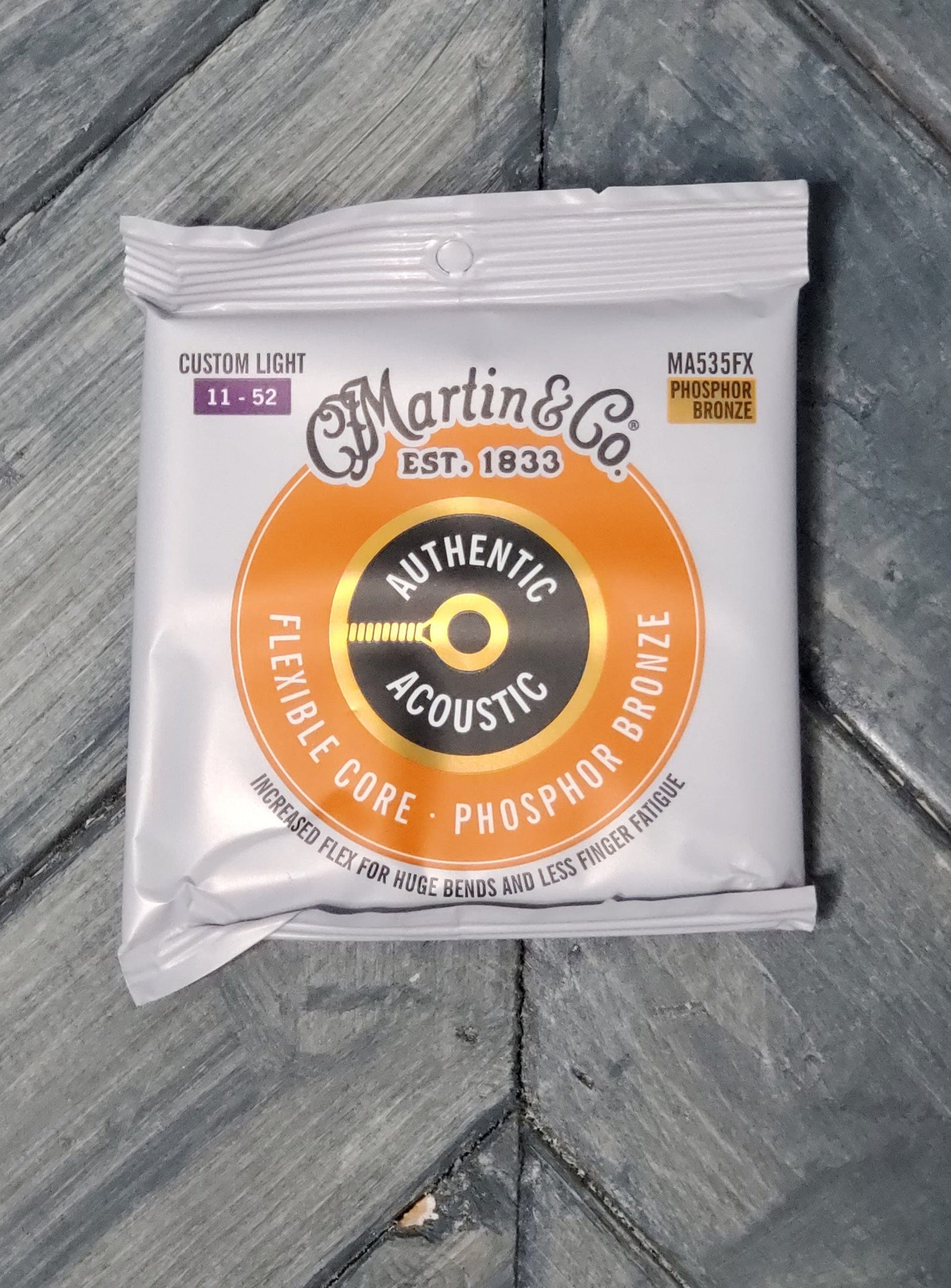 Martin MA535FX Authentic Flexible Core Phosphor Bronze Acoustic Guitar Strings front of packaging