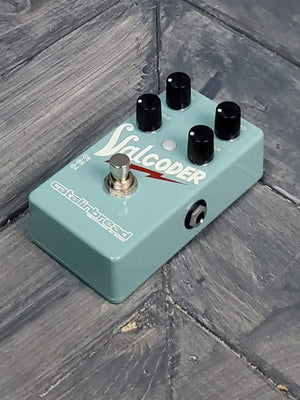 Catalinbread Valcoder Tremolo right side of pedal with input jack