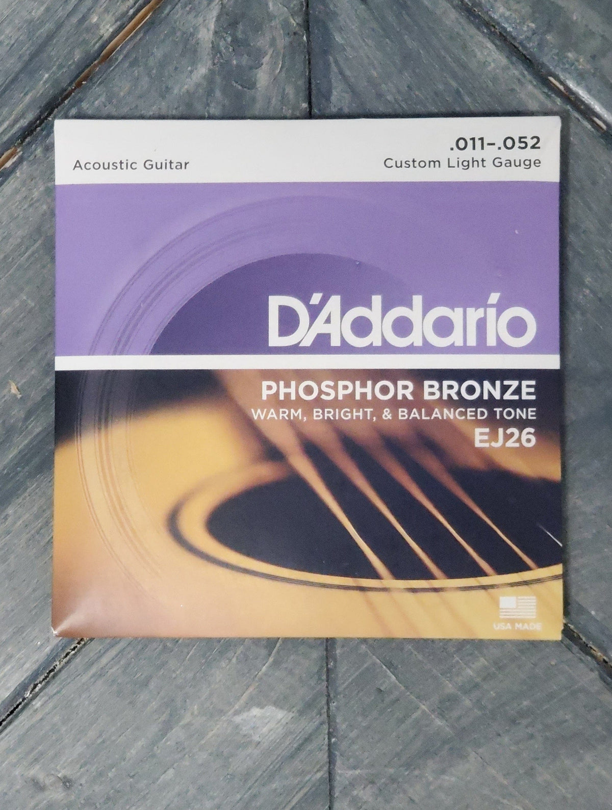 D'Addario EJ26 front of the packaging