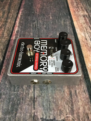 electro-harmonix pedal Electro-Harmonix Memory Boy Analog Delay Pedal
