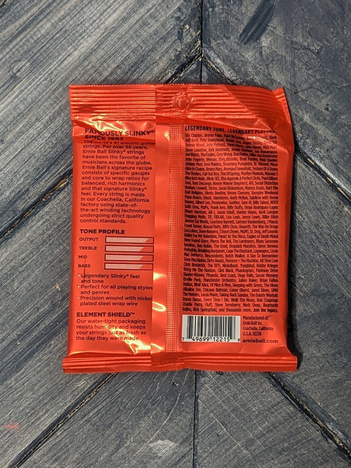 Ernie Ball Skinny Top Heavy Bottom back of the packaging 