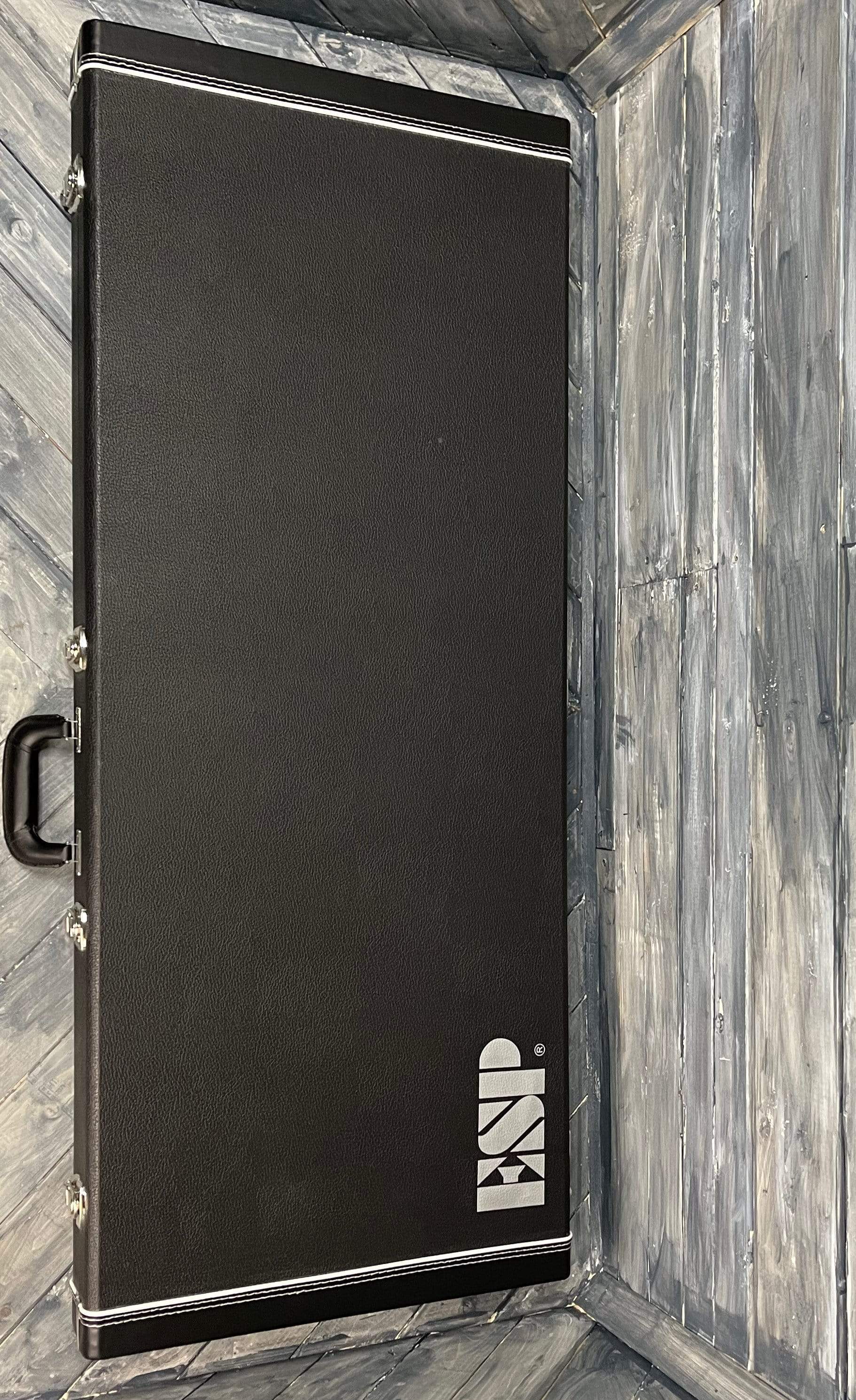 Cases - Adirondack Guitar