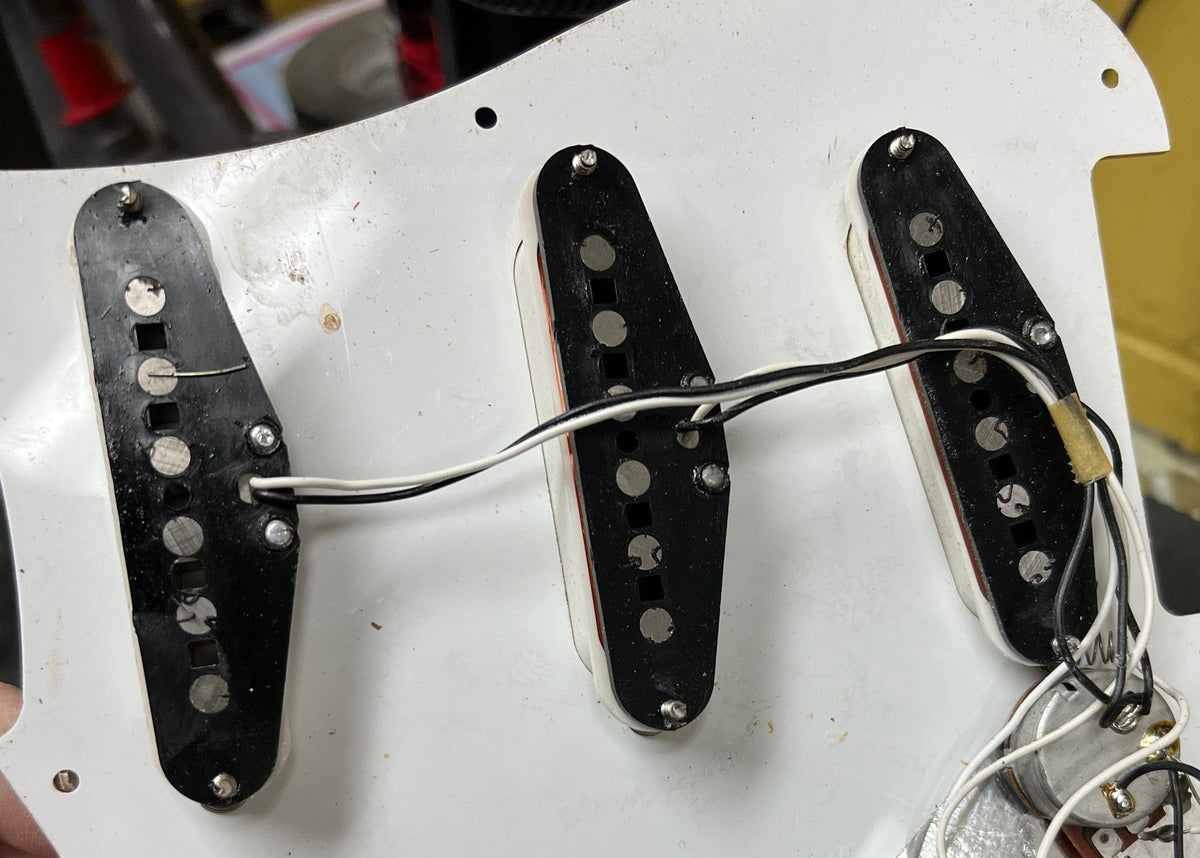 Fender Electric Guitar Used Fender 1993-1994 Japanese ST-54EX Stratocaster with Case- Grey Burst