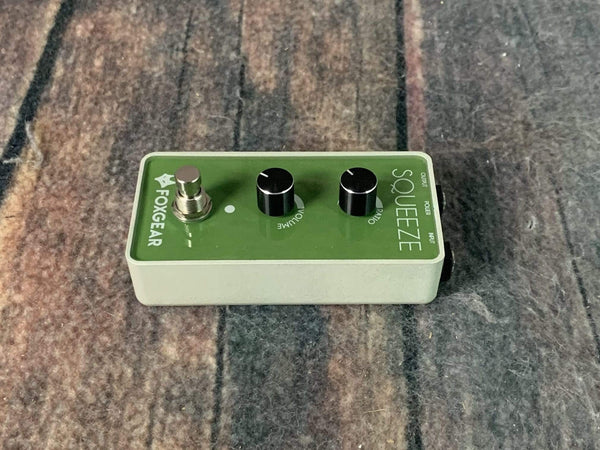 FoxGear Squeeze Compression Pedal - Adirondack Guitar
