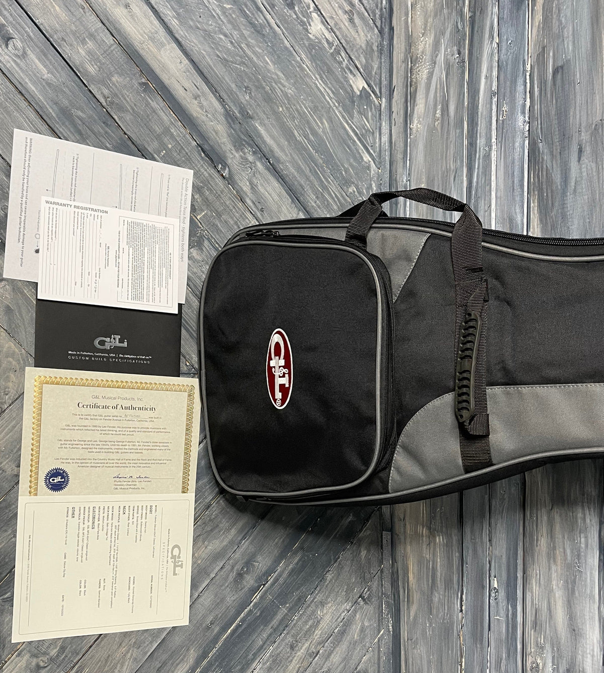 G&L Guitars Electric Guitar G&L Left Handed Fullerton Deluxe ASAT Electric guitar - Buttersctoch Blonde