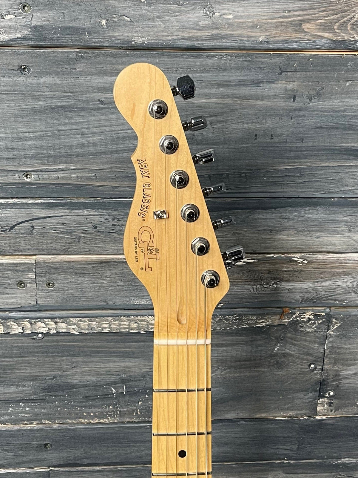 G&L Guitars Electric Guitar G&L Left Handed Fullerton Deluxe ASAT Electric guitar - Buttersctoch Blonde