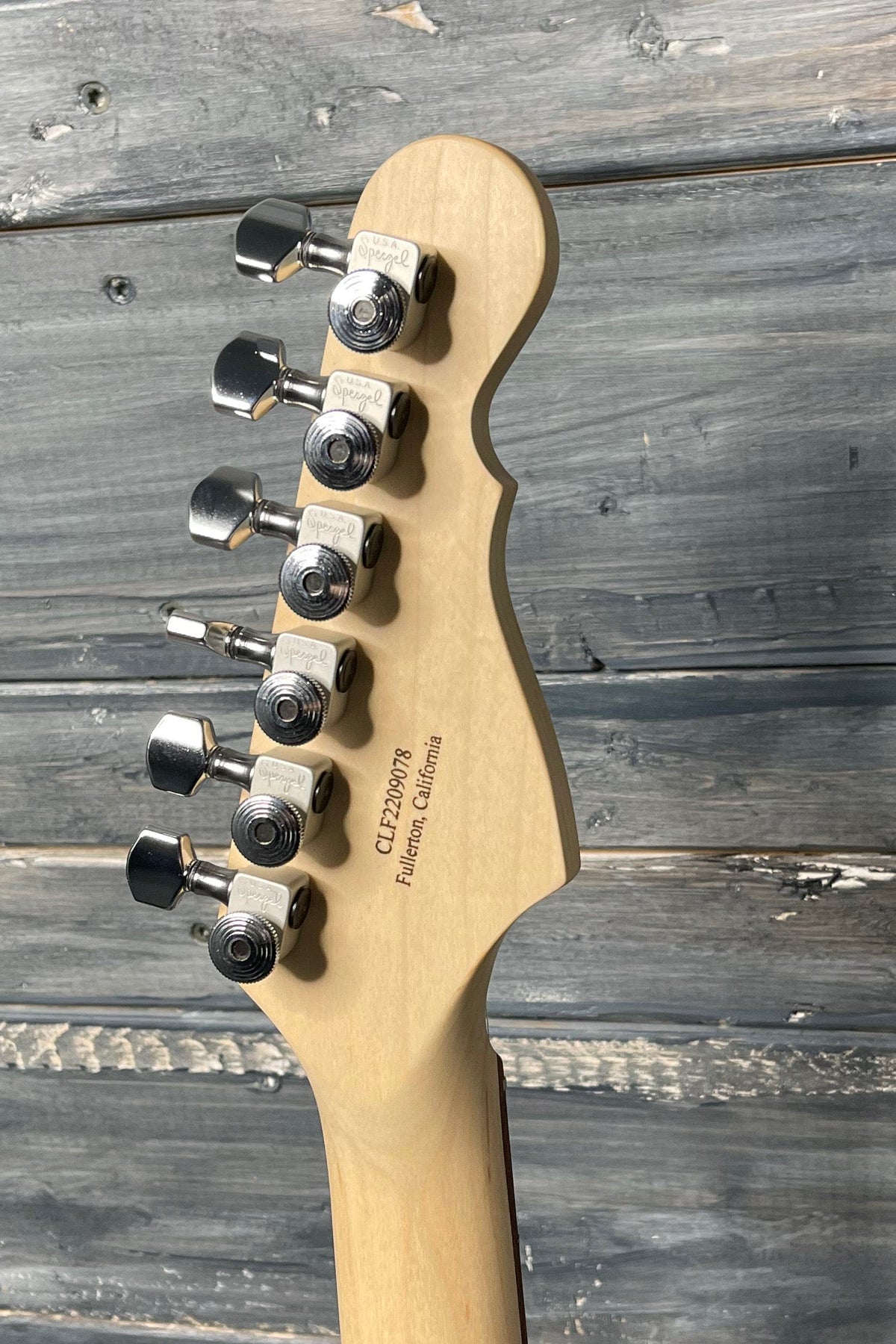 G&L Left Handed Legacy HSS RMC Electric Guitar Pearl Grey Adirondack