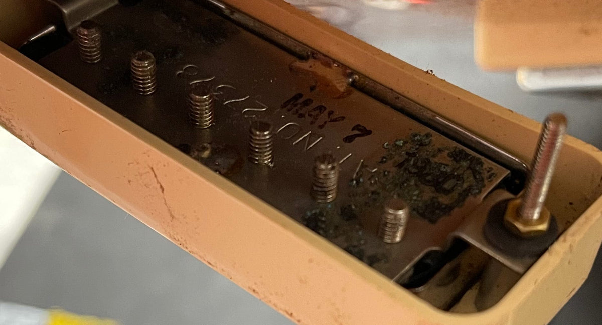 Gibson Electric Guitar Used Gibson USA 1980 Les Paul Deluxe with Gibson Case- Cherry Burst