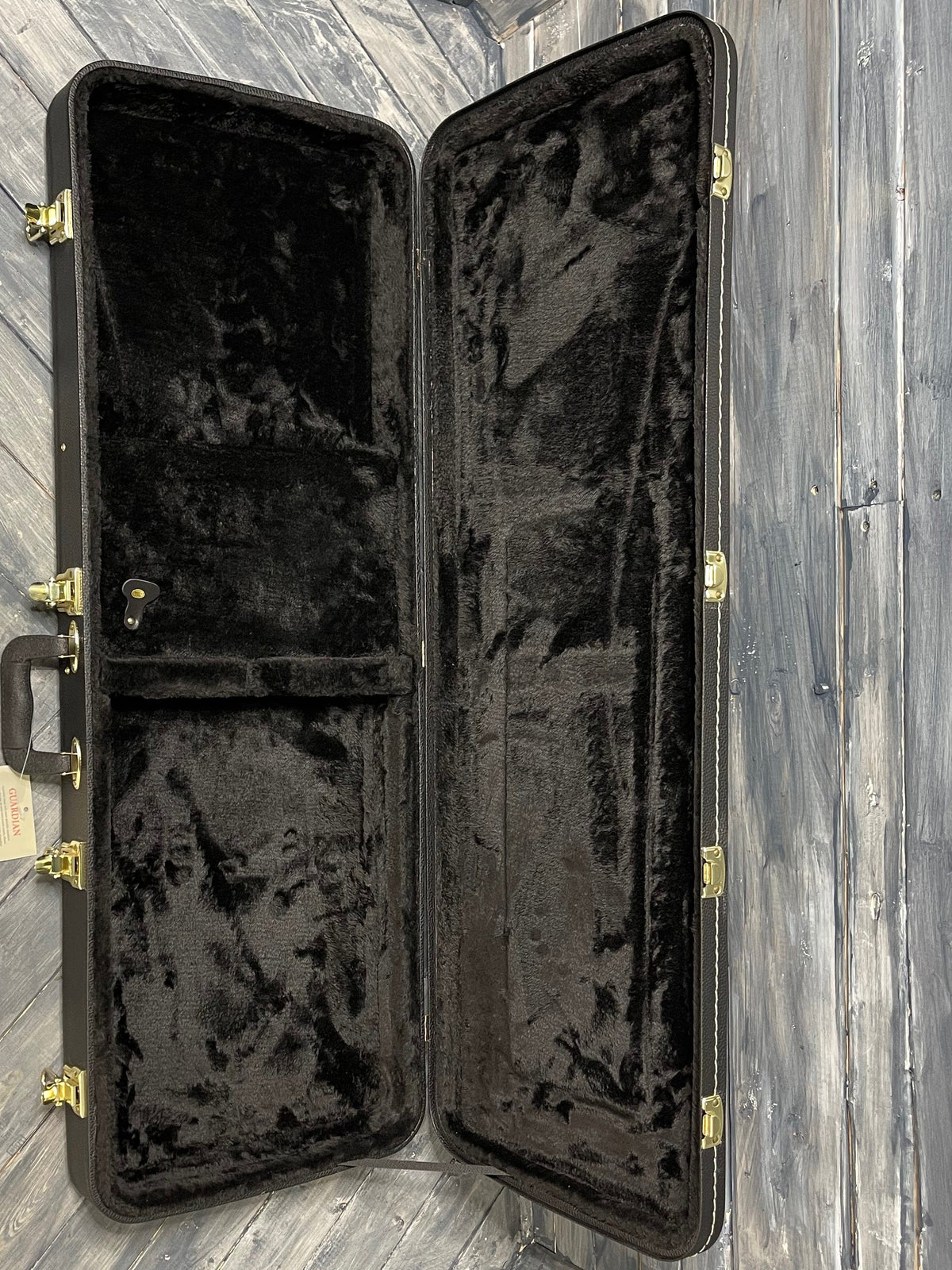 Guardian Acoustic Dreadnought Guitar Case Guardian CG-016-E Hardshell Electric Guitar Case- Black