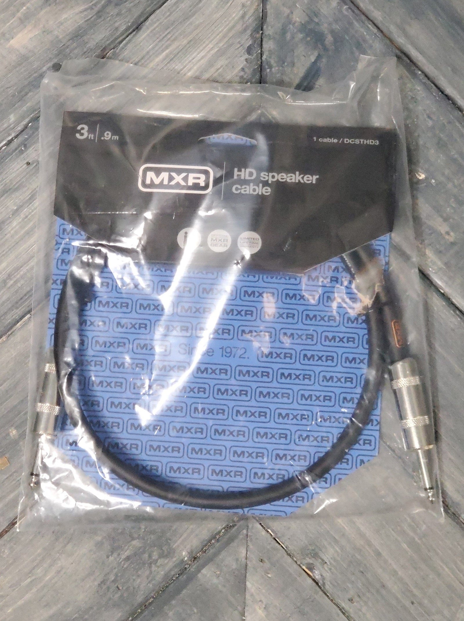 MXR 3-foot HD Speaker Cable front of packaging
