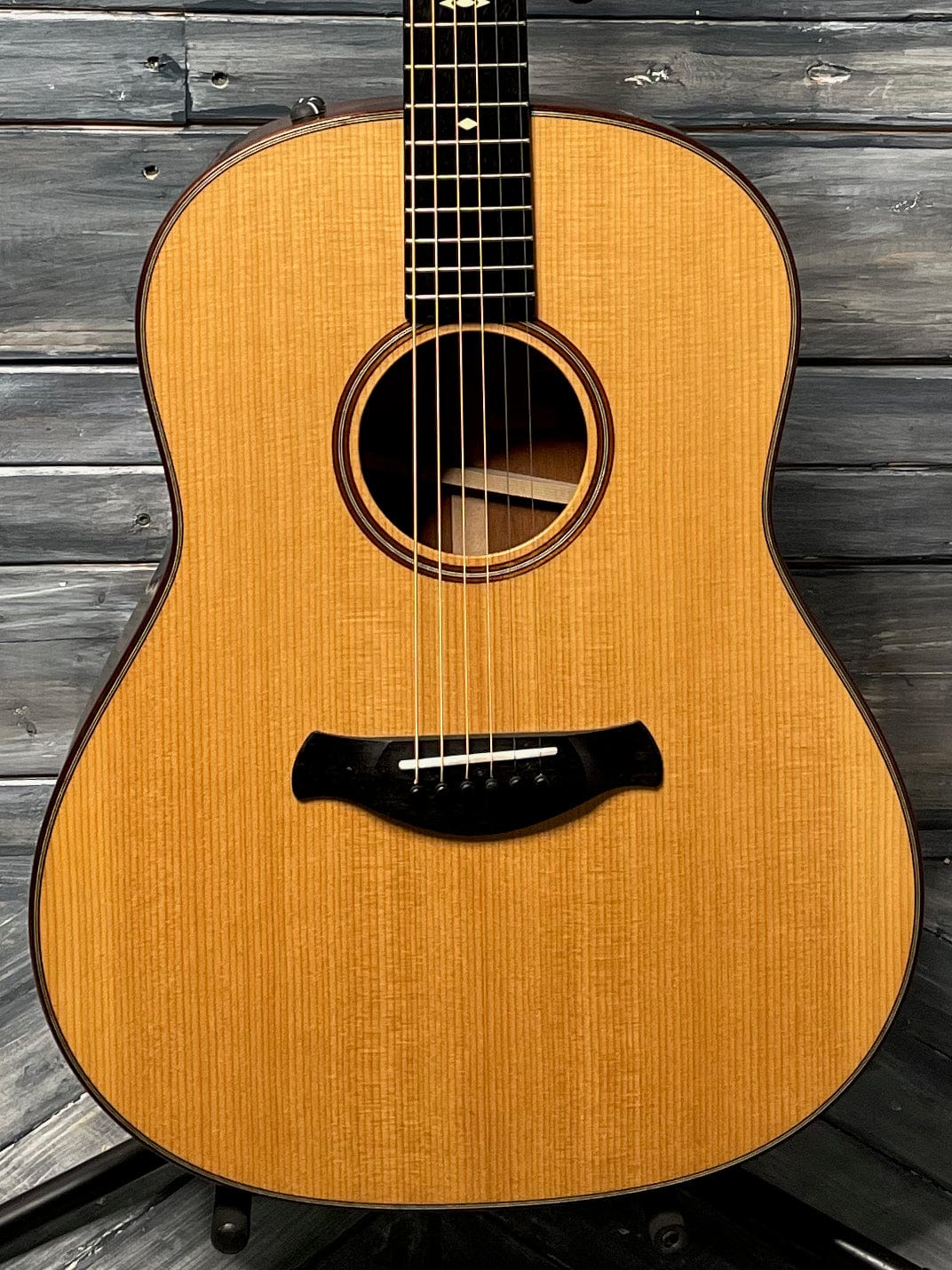 Brickhouse Guitars – Fine Acoustic Guitars. Sales & Service